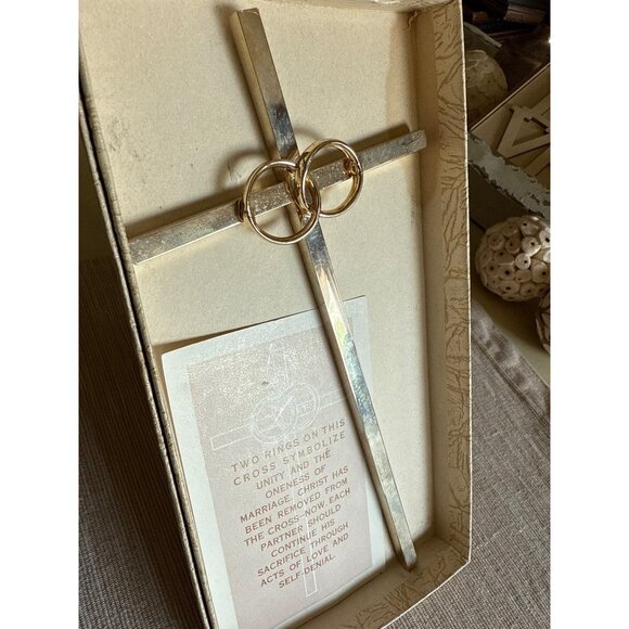 Vintage Wedding Cross With Interlocking Rings Union Marriage Keepsake - Picture 3 of 13